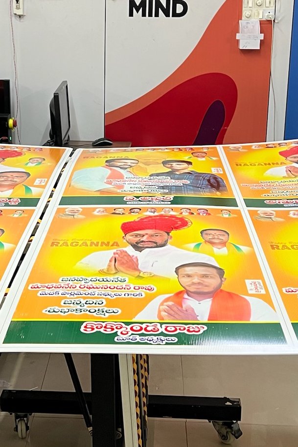 Election campaigns political flute board