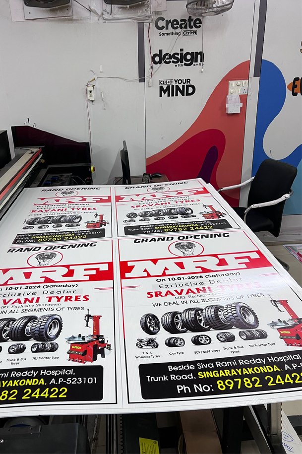 Directional pole flute board signage